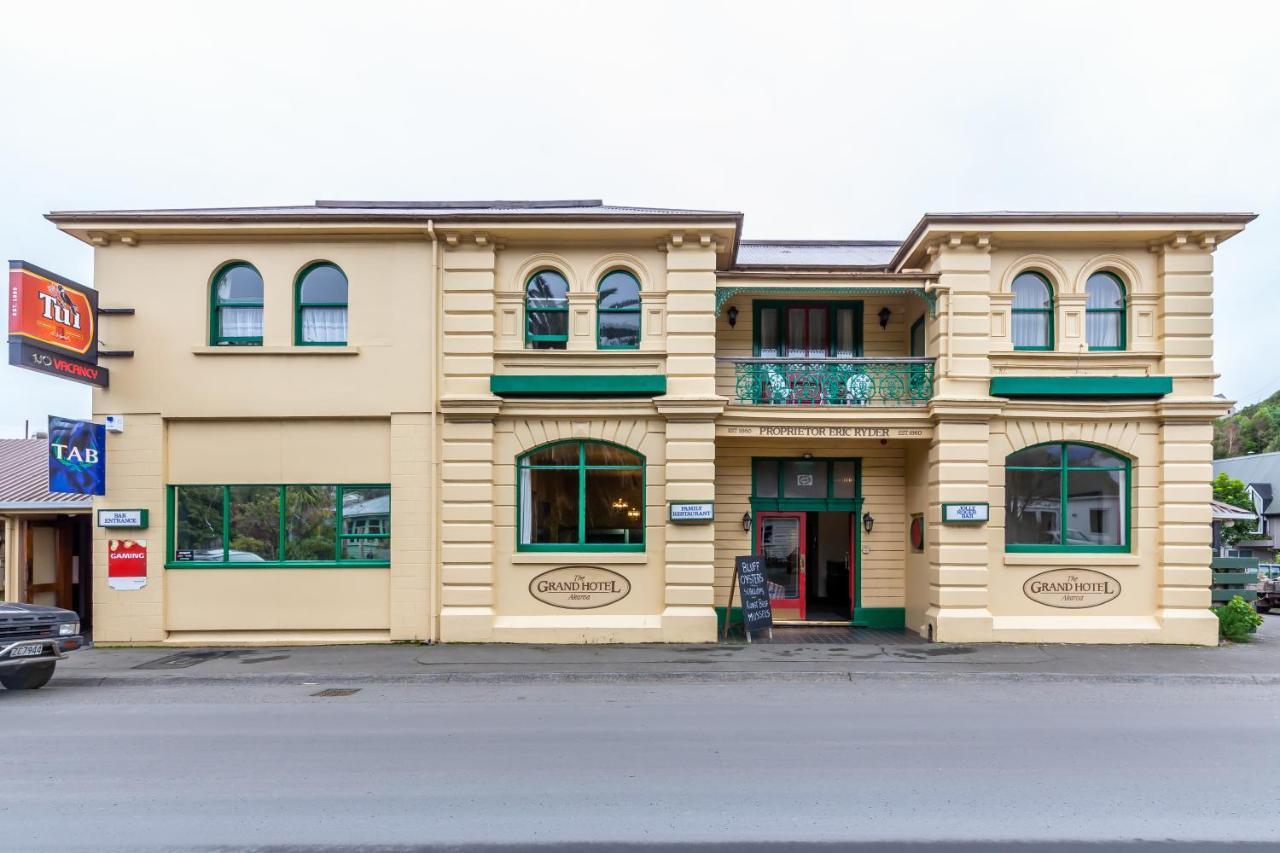 The Grand Hotel & Bar - Akaroa Luaran gambar