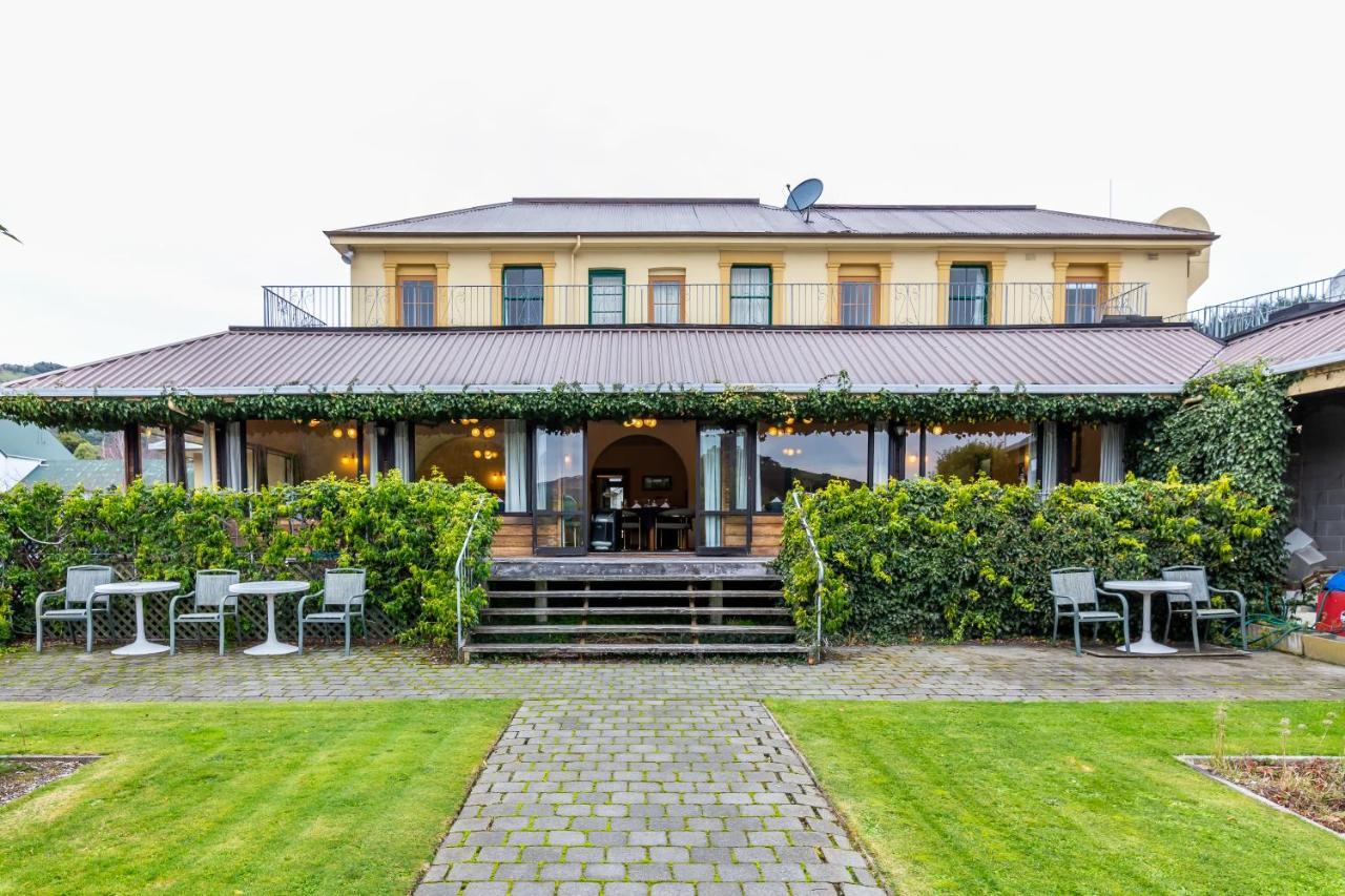 The Grand Hotel & Bar - Akaroa Luaran gambar