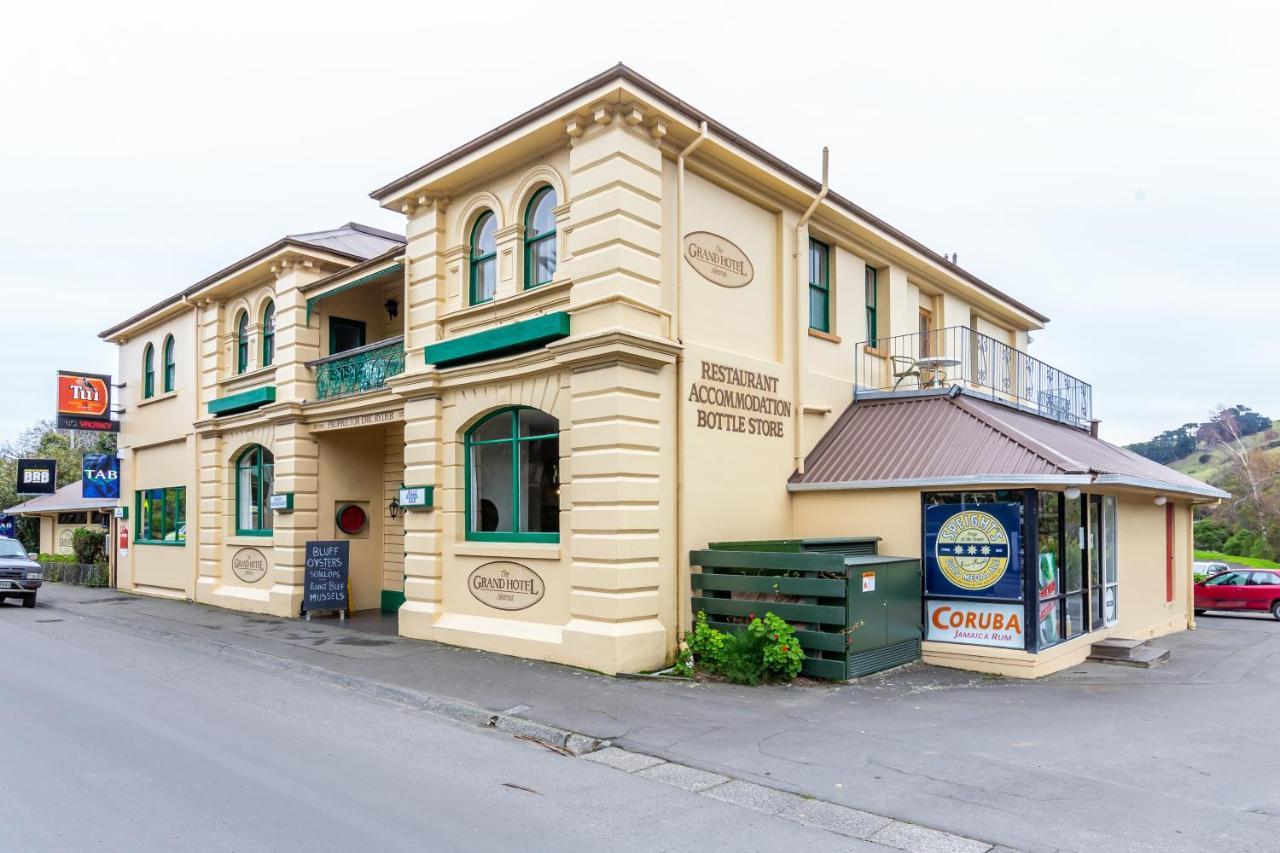 The Grand Hotel & Bar - Akaroa Luaran gambar