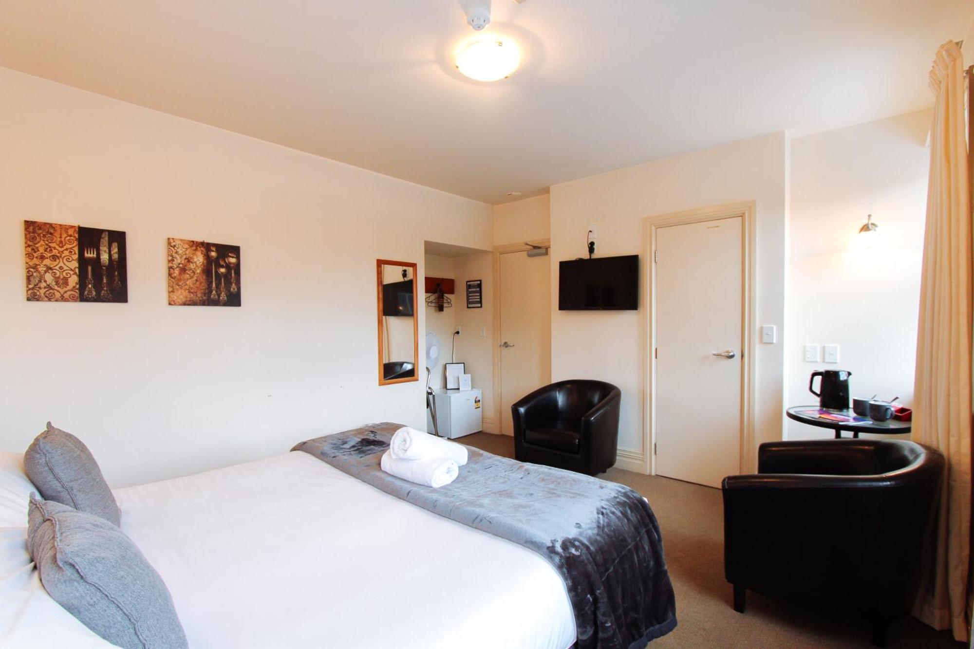 The Grand Hotel & Bar - Akaroa Luaran gambar